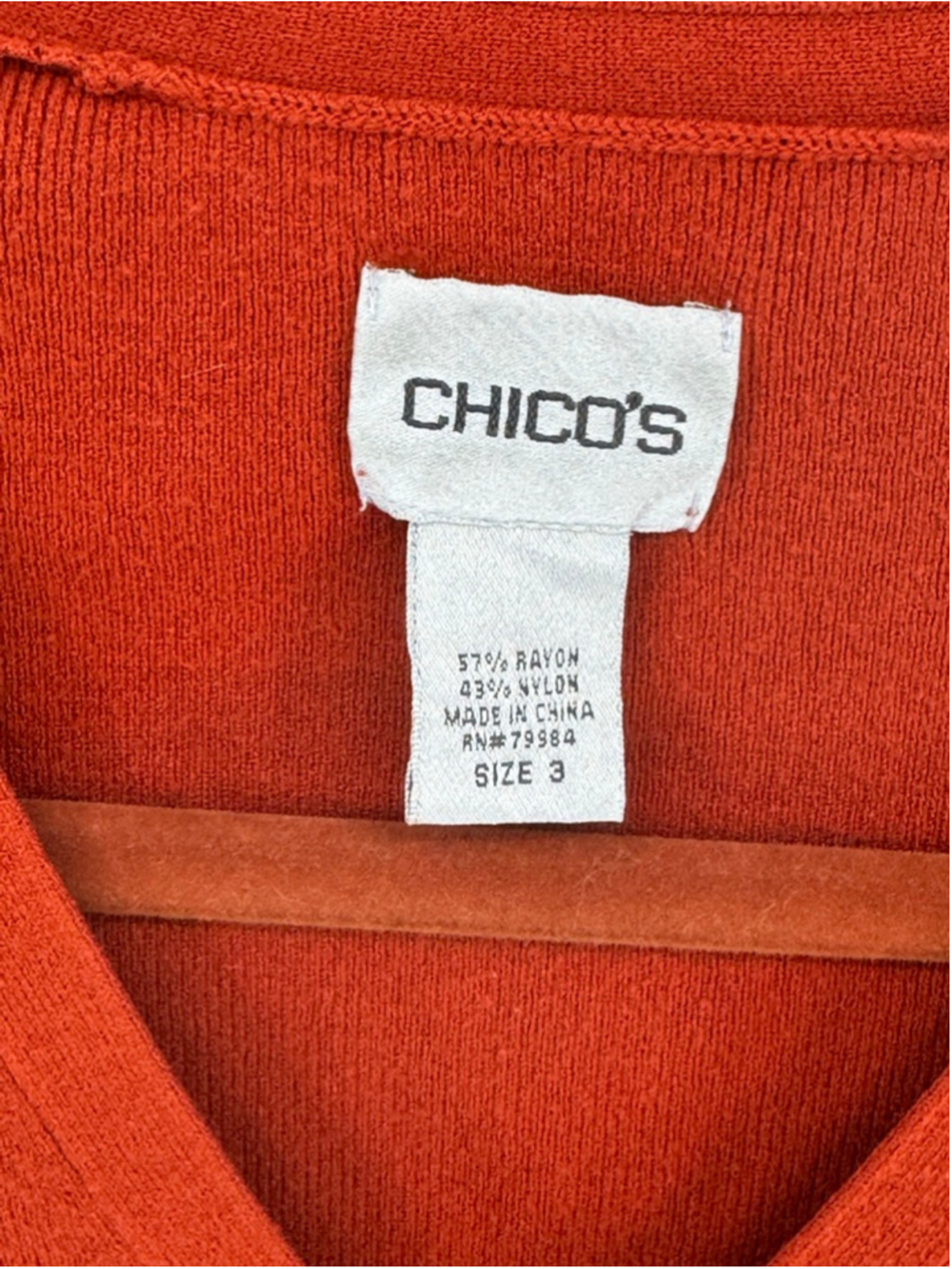 Chico's Woman's Rust V-Neck Sweater Size Large - Picture 3 of 3
